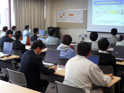 写真：セミナーの様子