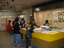 地図と測量の科学館展示風景３