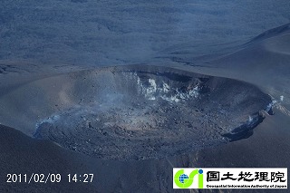 火口の様子（14時27分）の画像