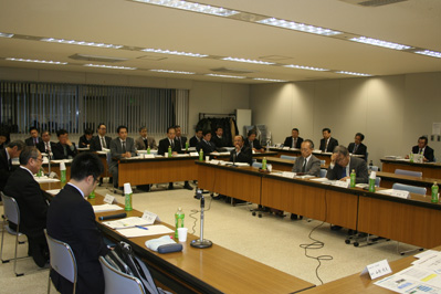写真：懇談会の様子（２）