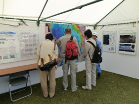 展示ブース(デジタル標高地形図)