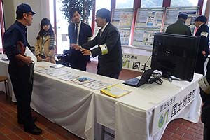 防災アプリ展示風景の写真