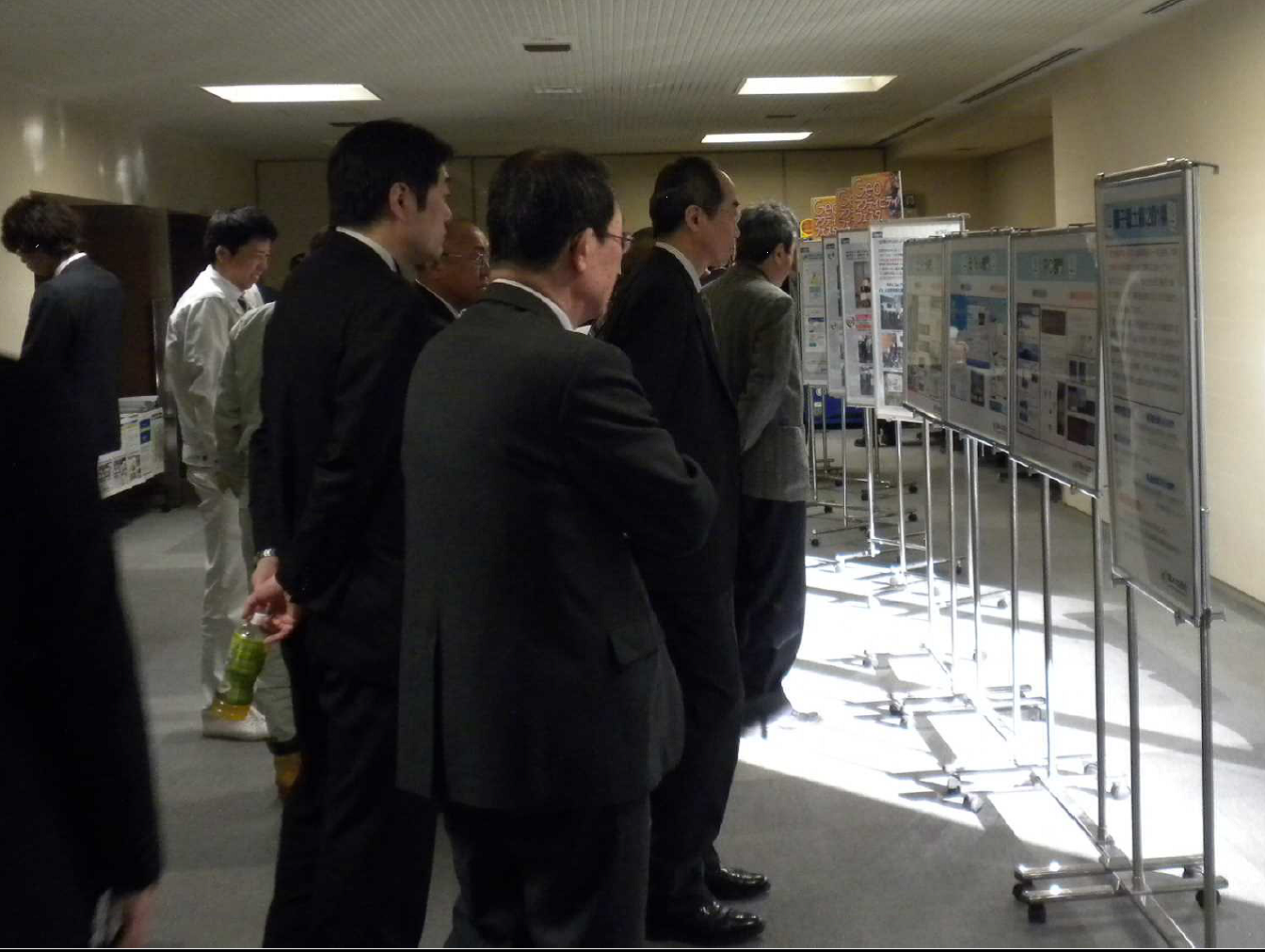 写真：パネル等展示の様子