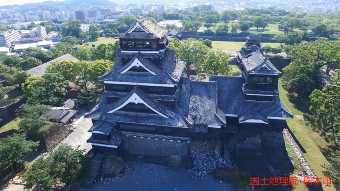 天守閣（平成28年5月12日撮影）１