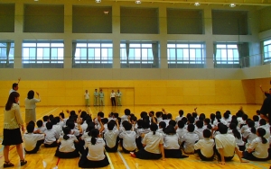 写真:UAV(ドローン)の飛行実演