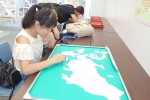 写真:3D分県パズルに挑戦