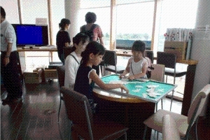 写真:3D分県パズルに挑戦