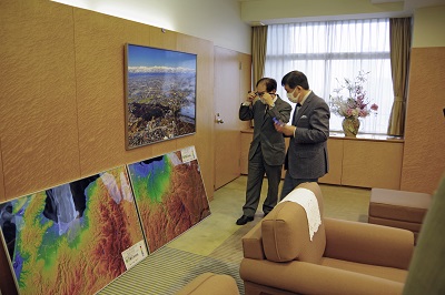贈呈品デジタル標高地形図の説明
